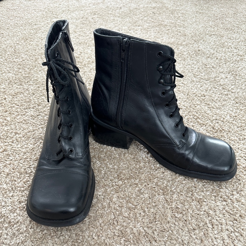 ✜ 90’s square toe leather ankle boots 🪩vintage🏁